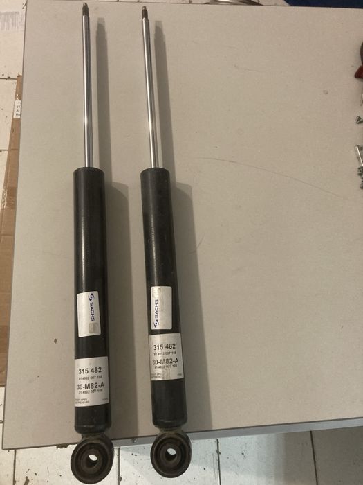 Амортизатор на Chevrulet Cruze