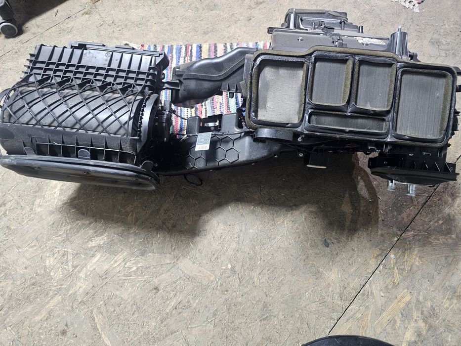 Aeroterma climatronic Mercedes-Benz ML W164 2005-2011