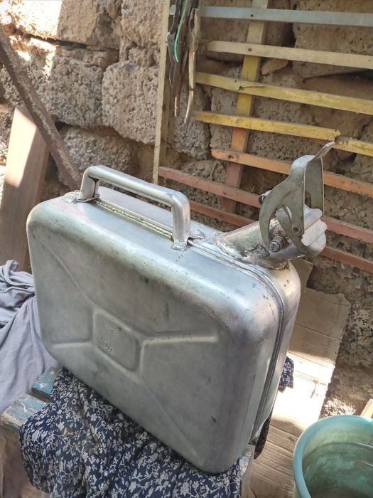 Kanistra alyumin, xolati zor