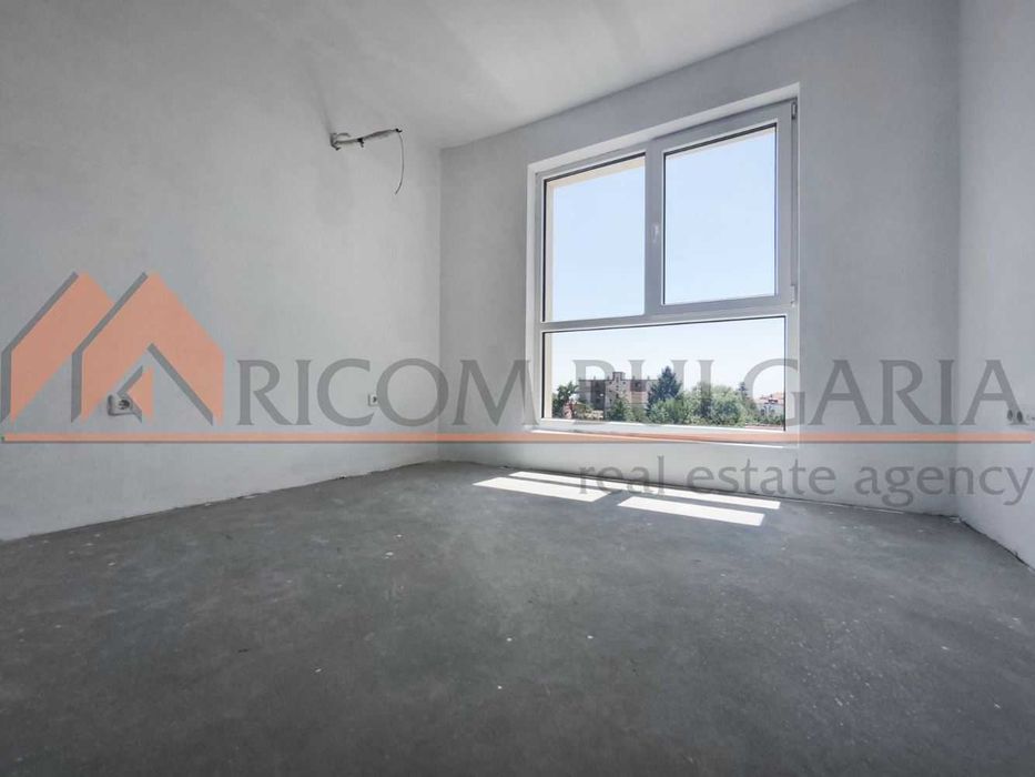 3-стаен в Варна-Бриз площ 93