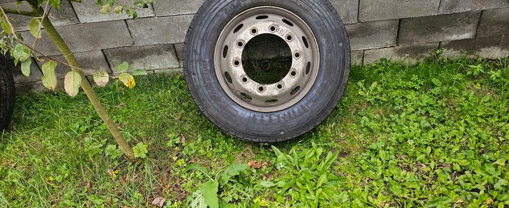 Anvelopă cu janta inclusa