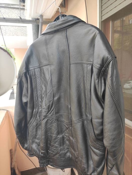 Кожено мъжко яке М-Л размер