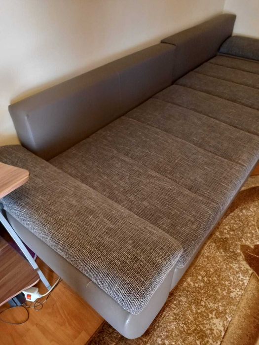 Vand coltar extensibil cu lada de depozitare pentru sufragerie