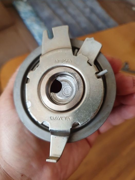 Комплект ангренажен ремък,ролки,водна помпа за AUDI,VW,SKODA,SEAT