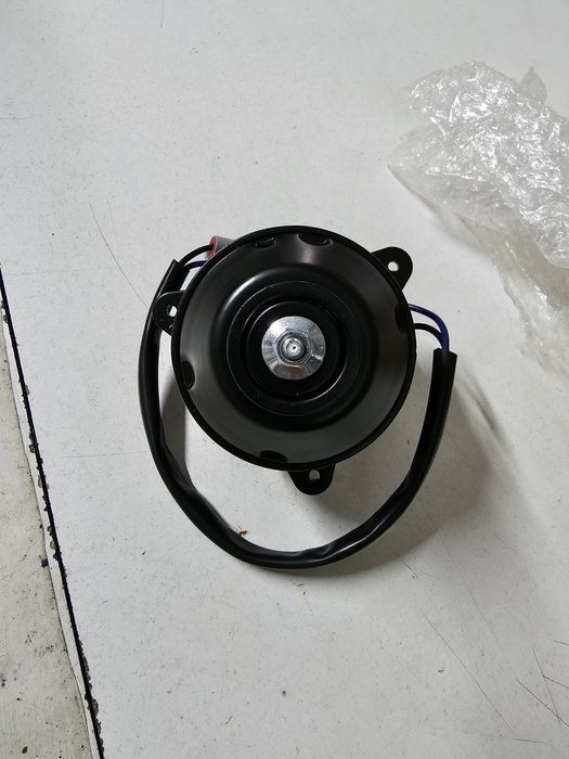 Моторчик вентилятора тойота