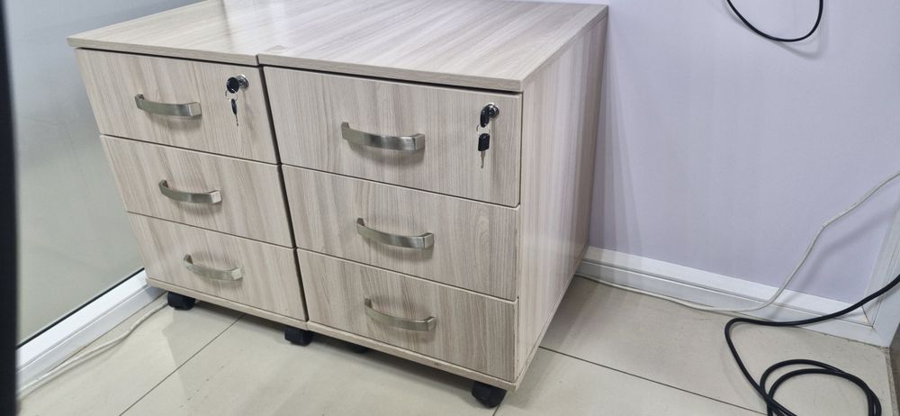 Б/у офисная мебель