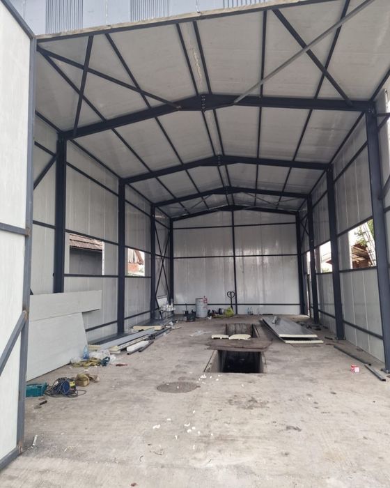 Vand hale metalice la super preț-calitate