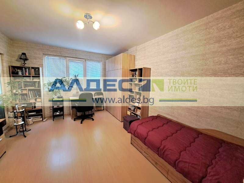 Продава се Тристаен апартамент в София, Зона Б-5 - 120 кв.м за 2200 €/кв.м - Снимка #14
