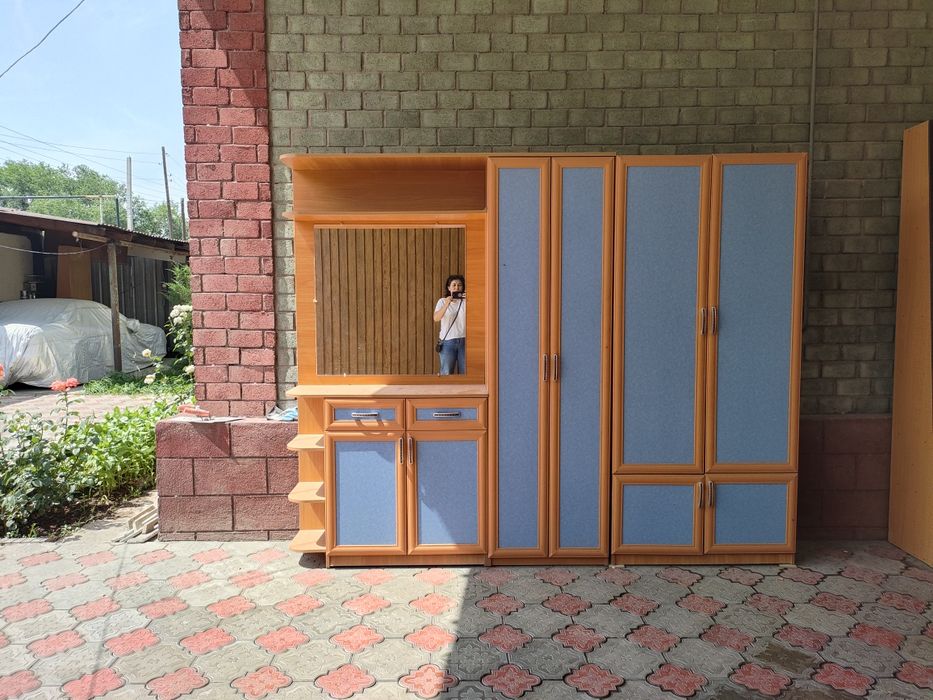 Стенка прихожка .