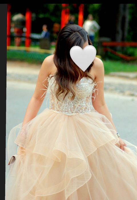 Бална рокля,тип принцеса