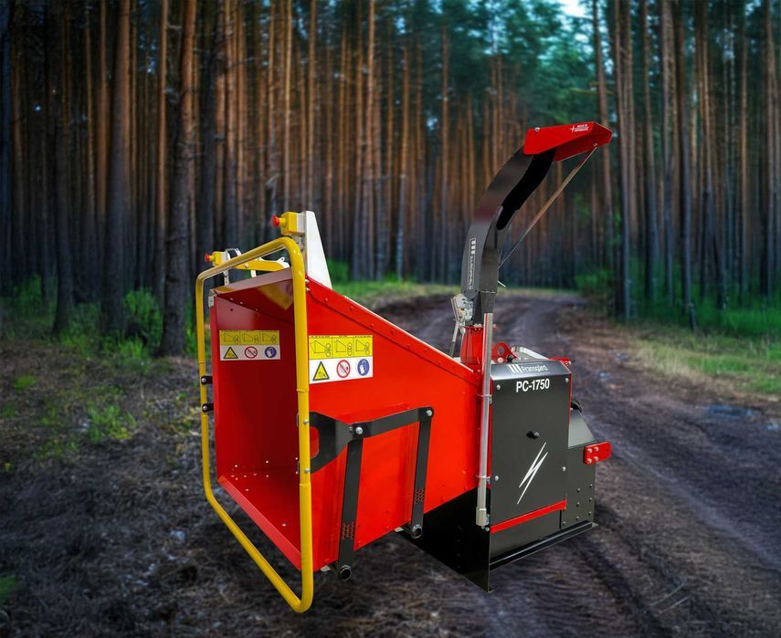 tocator lemn la tractor pc 1750