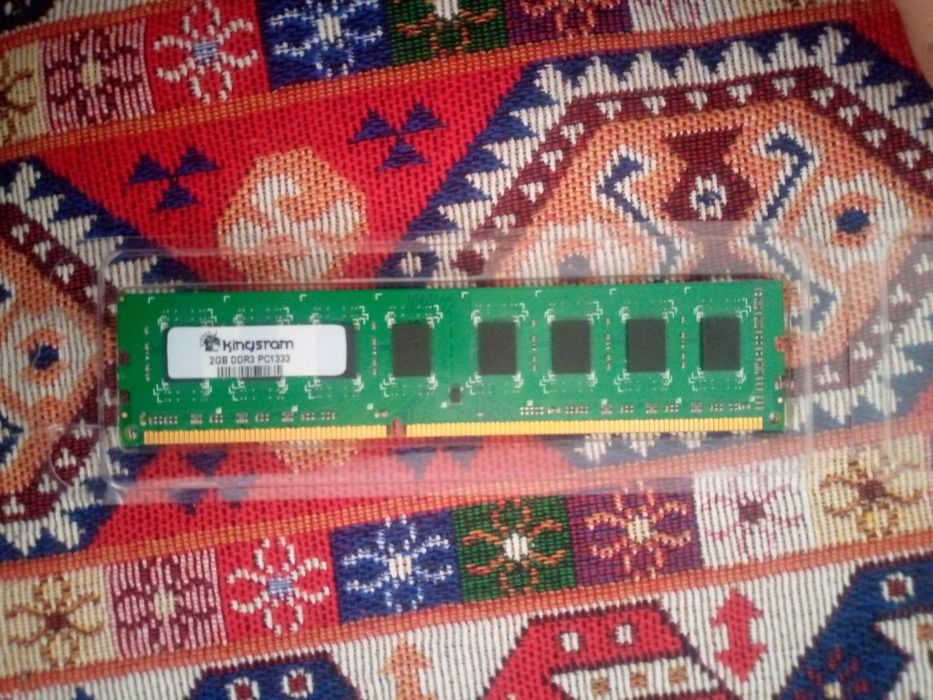 Operativka ddr3 2 gb