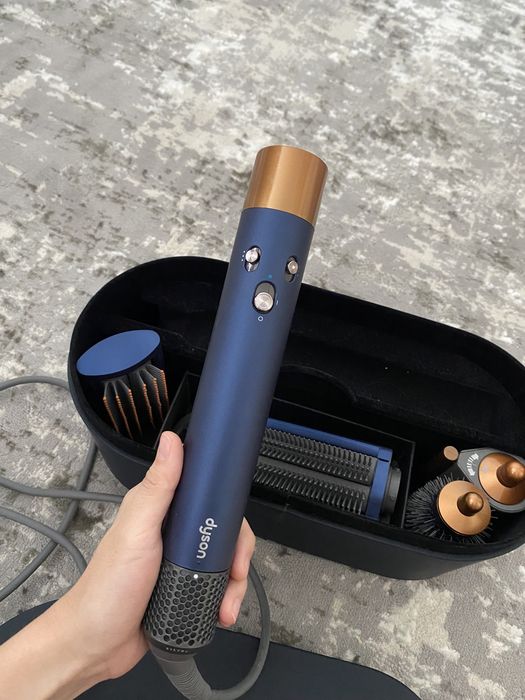 фен-стайлер dyson
