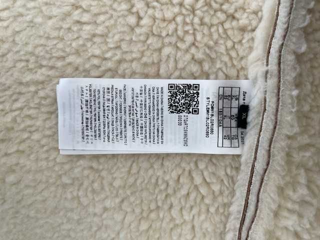 Ново Guess зимно палто