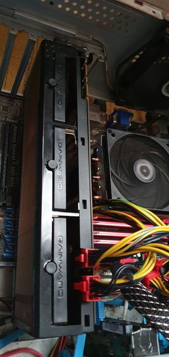 Placa video Gainward GTX 780 Phantom 3GB GDDR5 384-bit la 230 ron