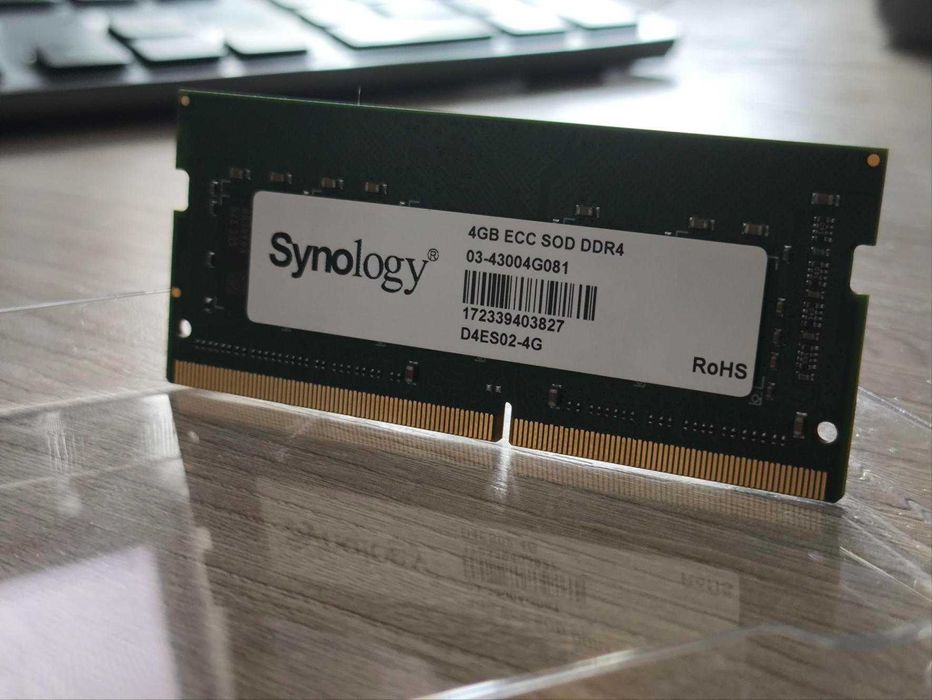 Synology D4ES02-4G — 4 ГБ DDR4 ECC SO-DIMM (3200 МГц) — почти новый