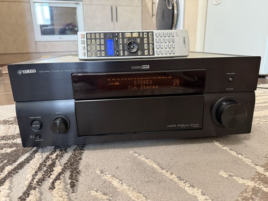 Yamaha RX-V1900