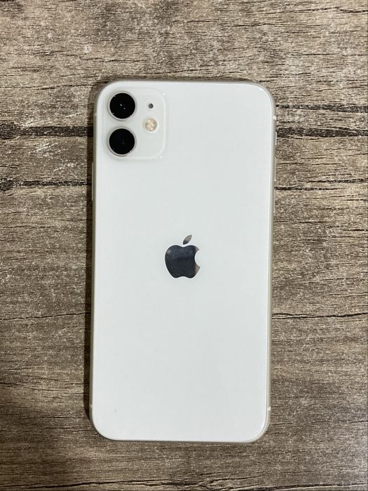 iPhone 11  64 GB