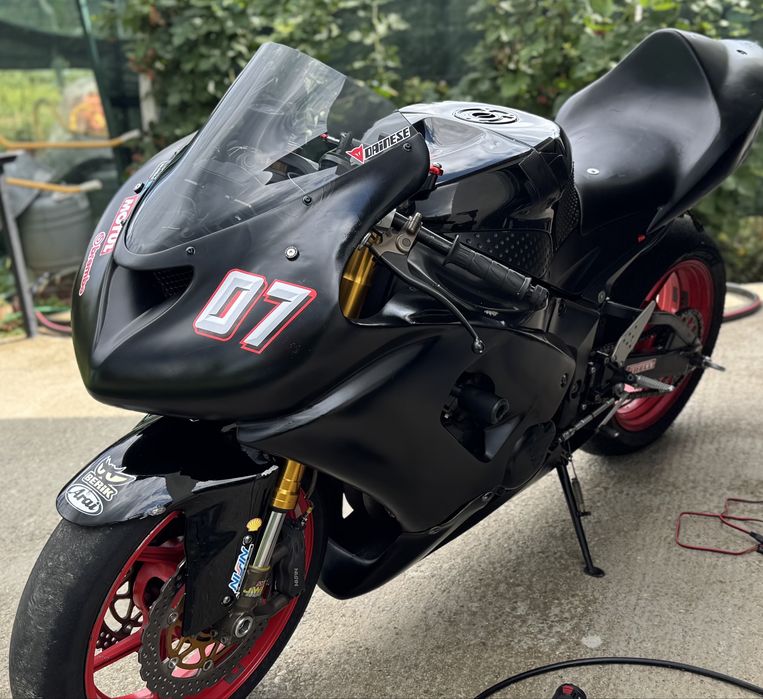 Kawasaki zx6r 636 track/circuit