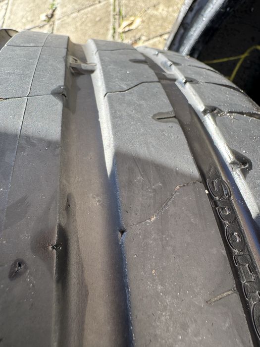 Летни Гуми Continental SportContact 7 255/35/20