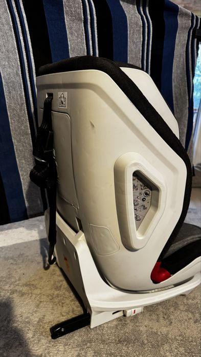 Scaune auto KinderKraft cu isofix