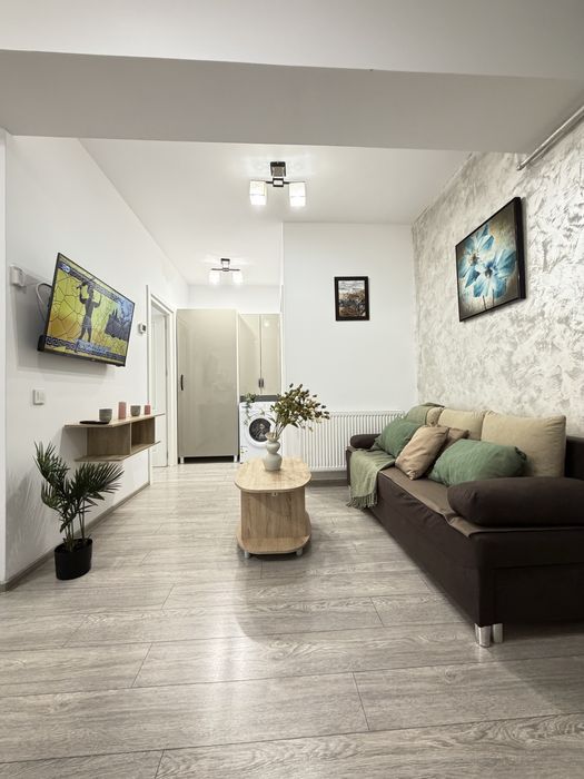 IS Studios & Apartamentes Regim Hotelier Centru-Palas-Newton 1-2-3 Cam