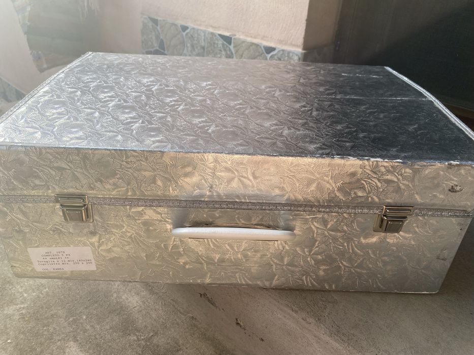 set italian de lenjerie pentru pat și masă