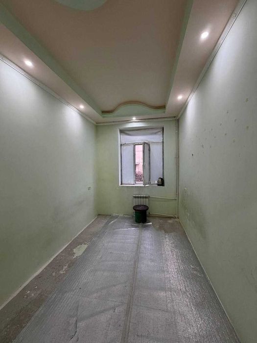 4 хоналик квартира 1 кават кирпичный дом, 5 микр, сомий