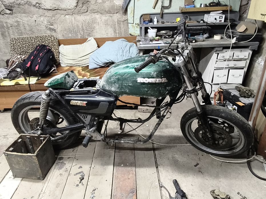 Honda cb750 мотоцикл под проект