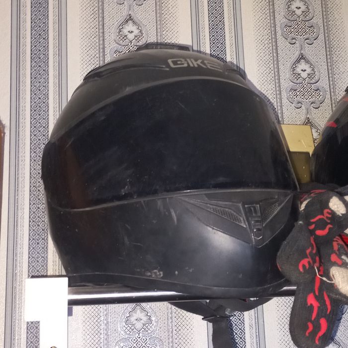 Продам  шлем гайк