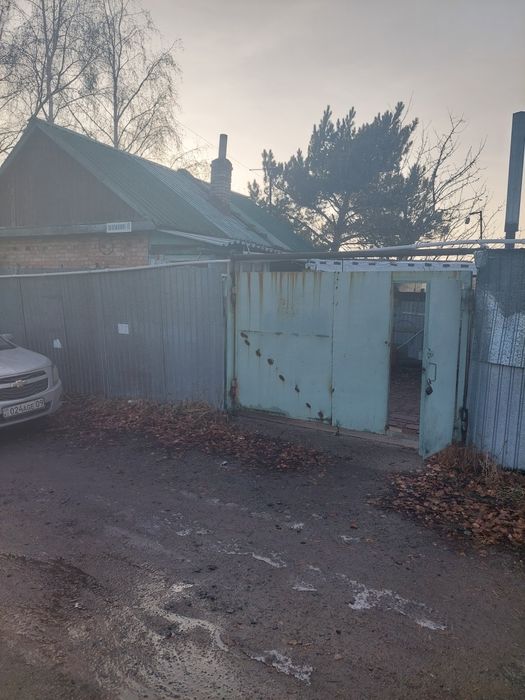 Дача с кирпичным домиком