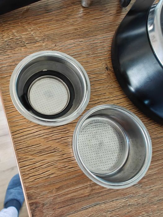 De'Longhi EC685M Dedica Style