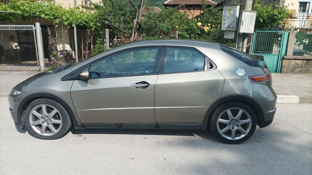 Honda civic 8 генерация