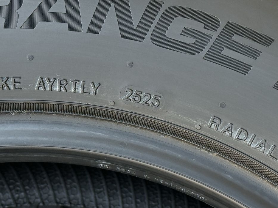 225|60 R16. Sailun Erange.
