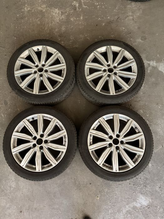 ДЖАНТИ С ГУМИ 5х112 245/45/18