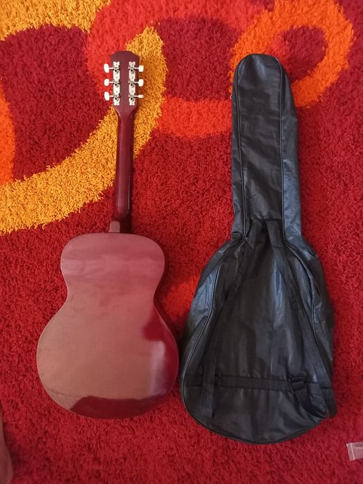 Акустические гитара