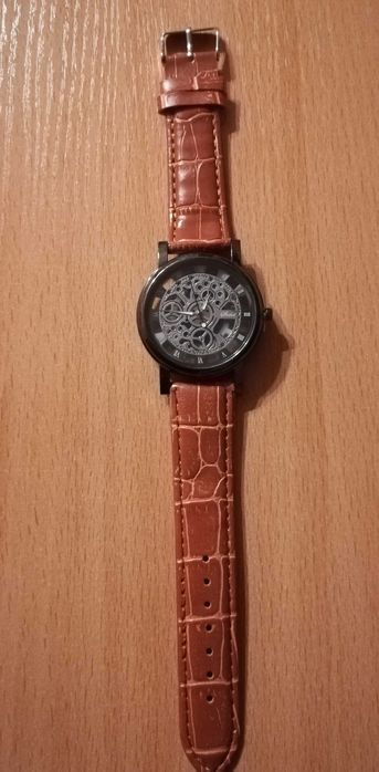 Мъжки часовник прозрачен циферблат