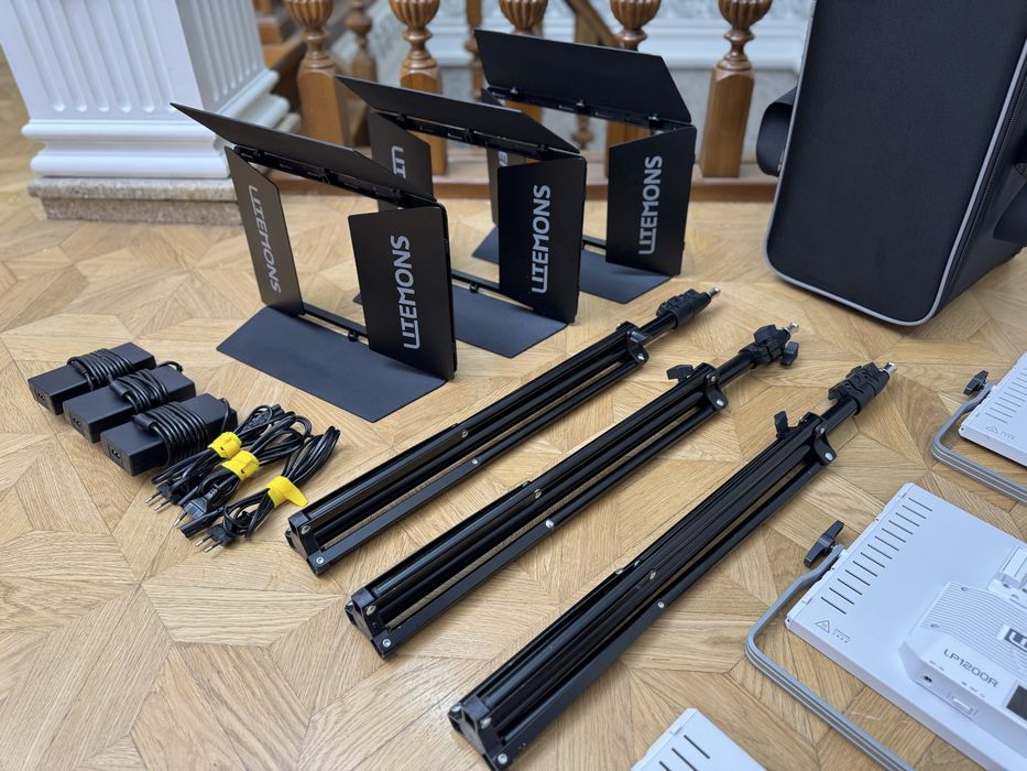 Комплект Godox LP1200R RGB LED 3-Light Kit