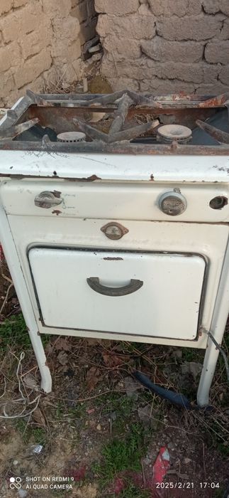 Gaz plita sotiladi srochna