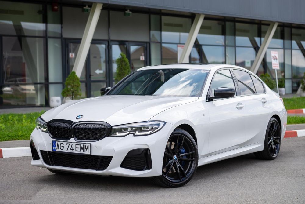 BMW M340i X-Drive 374 cp Baby M///