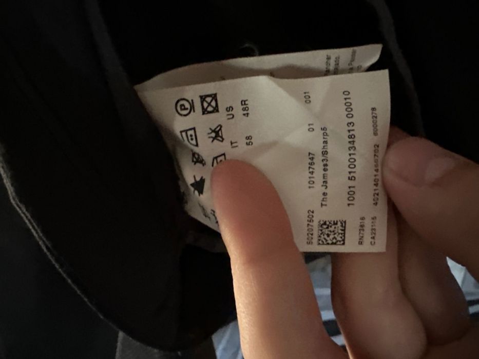 Мужской косют hugo boss