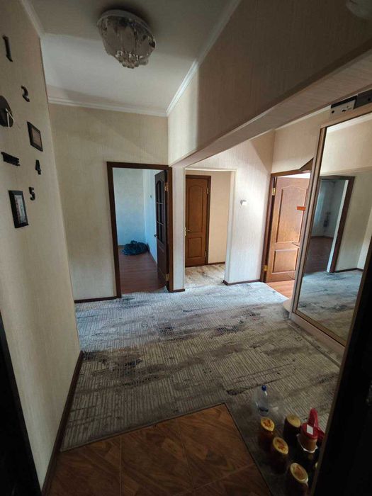 Продается СВОЯ квартира 4/5/9 в Юнусабаде на против ресторана ШОХСАРОЙ