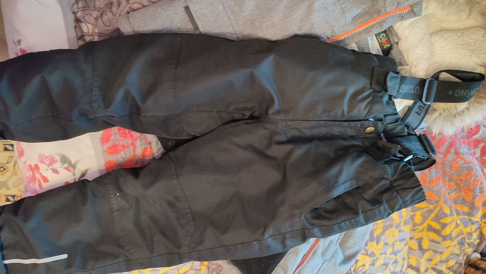 Детская куртка и штаны