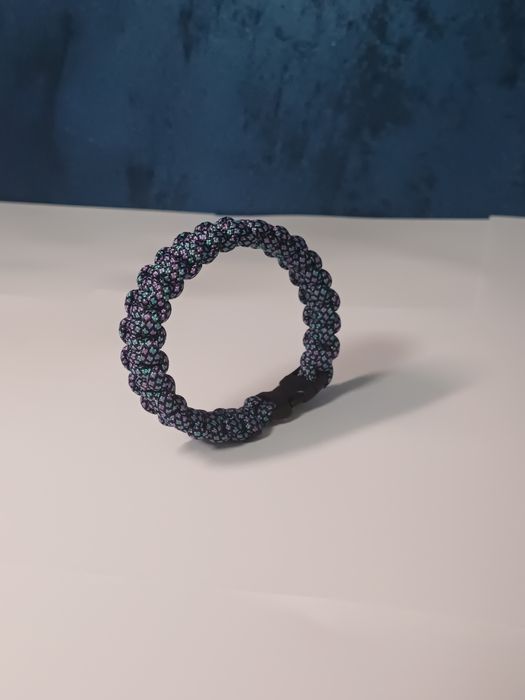 Vand brățări din paracord diferite mărimi si modele