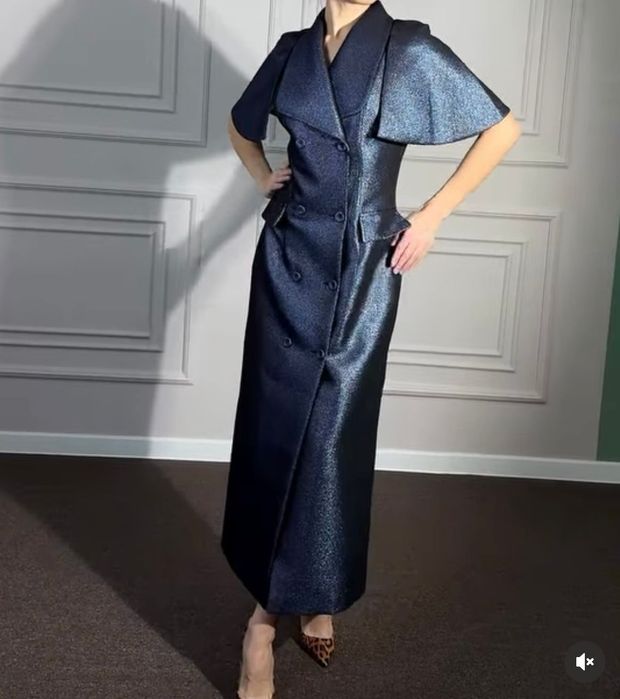 Продам платья недорого