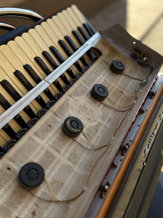 Acordeon italian  Settimio Soprani 120 bași