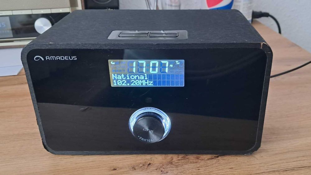 Radio AMADEUS/FM/DAB +/ Bluetooth