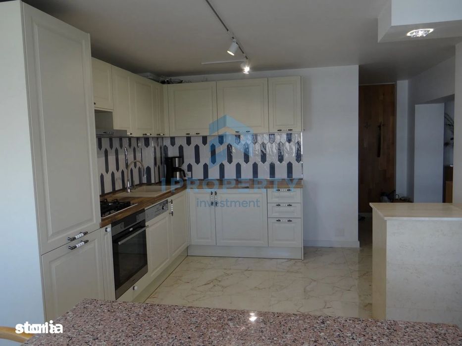 Apartament cu 3 Camere in zona Decebal cu loc de parcare