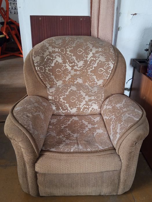 Кресло и мини диван