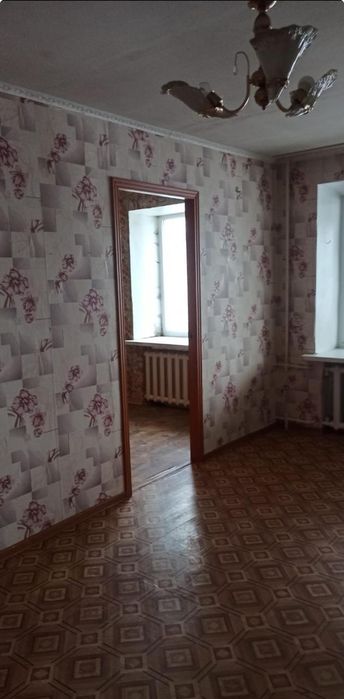 Продам 2хком квартиру район Каравана.